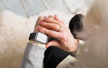 Jaki smartwatch dla seniora wybrać?